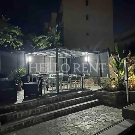 Centre Grande Piscine Chauffee Villa